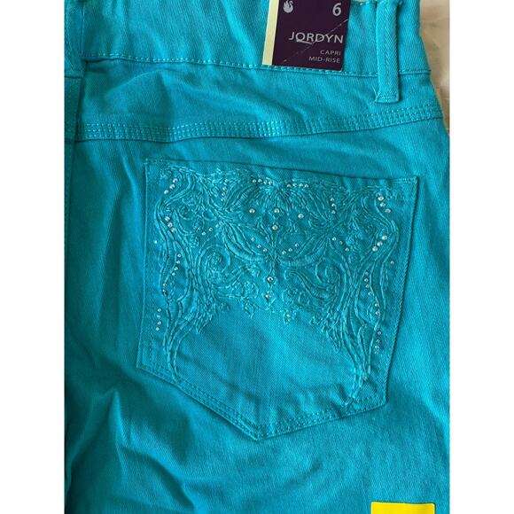 Gloria Vanderbilt Capri Mid Rise Jordyn Jeans Size 6 Caribbean Green NWT - Picture 7 of 7